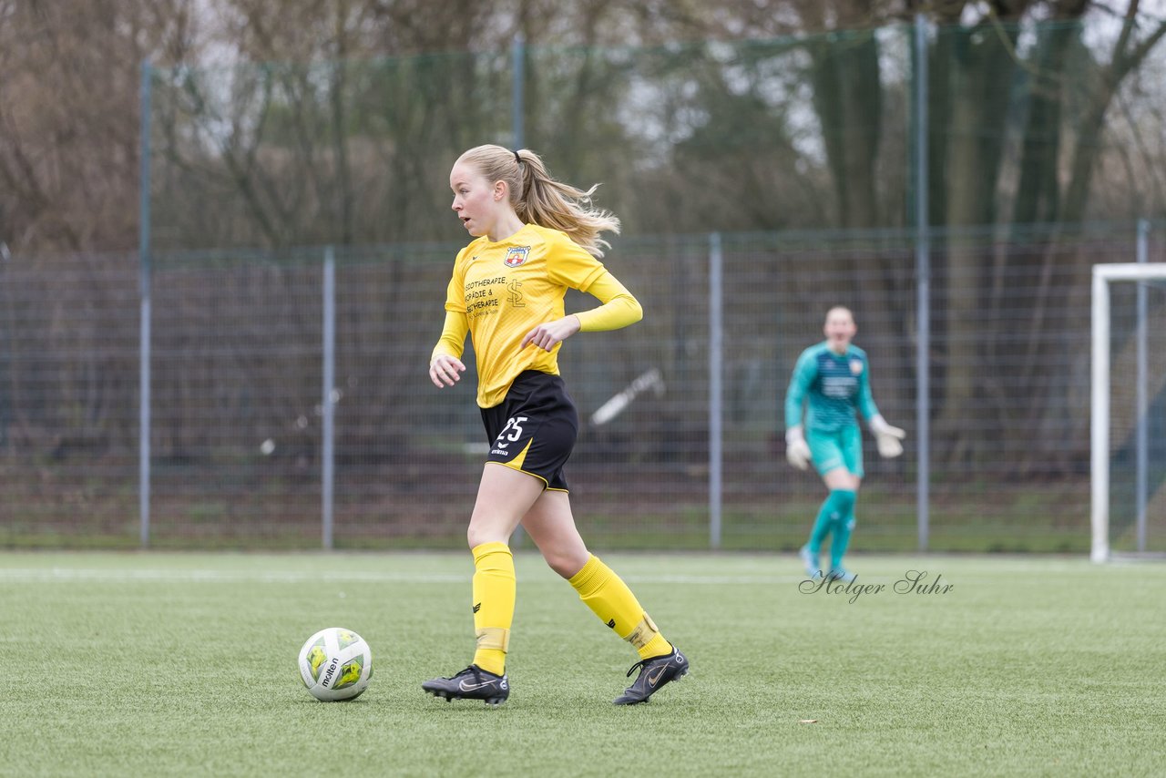 Bild 102 - F SSC Hagen Ahrensburg - SV Frisia Risum-Lindholm : Ergebnis: 1:2